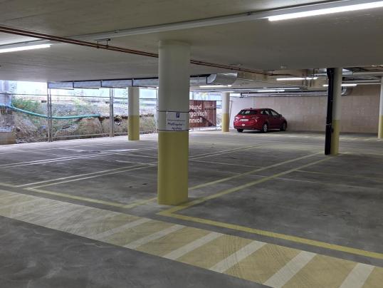 Parkplätze zu vermieten
